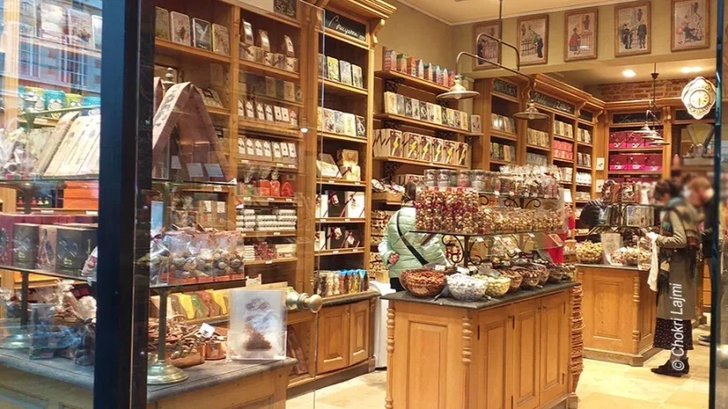 سوسة: إيداع شاب قاصر السجن بعد سطو مسلّح على محلّ لبيع الشوكولاتة