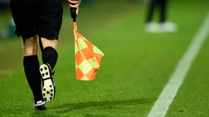 نصف نهائي كأس الكونفديرالية: تونسي حكم مساعد في لقاء الزمالك وبلوزداد