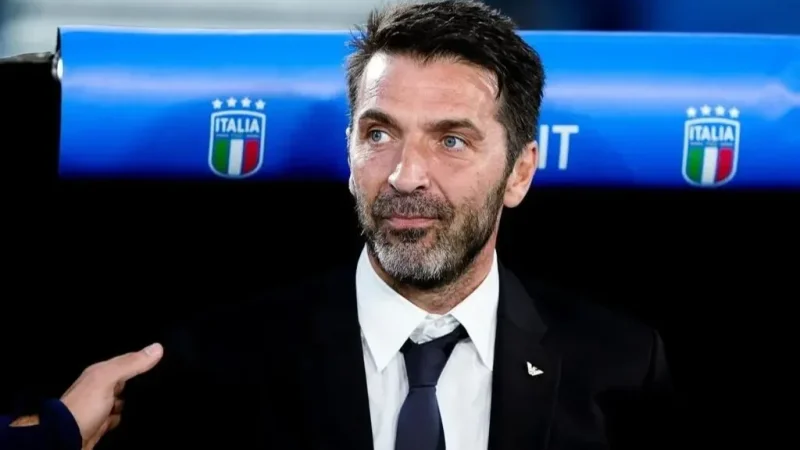 Foot: Buffon quitte son poste de manager de l'Italie