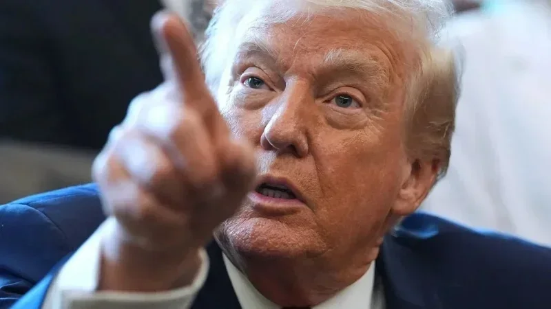 Trump : 50% de droits de douane aux fournisseurs d’armes à l’Iran