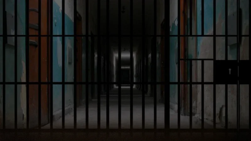 8 سنوات سجناً لعصابة 'وكر باب بحر' لإستغلال القاصرات