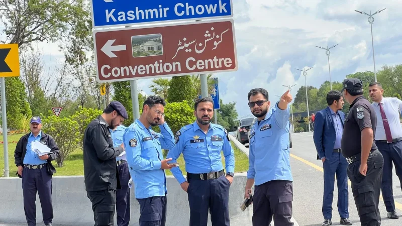 تعزيزات أمنية في العاصمة الباكستانية استعدادا لمحادثات أمريكا وإيران