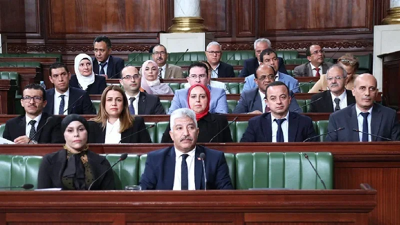 وزير التشغيل: لا تراجع عن تطبيق القانون 18.. ووضع المنصة يتطلب التدقيق