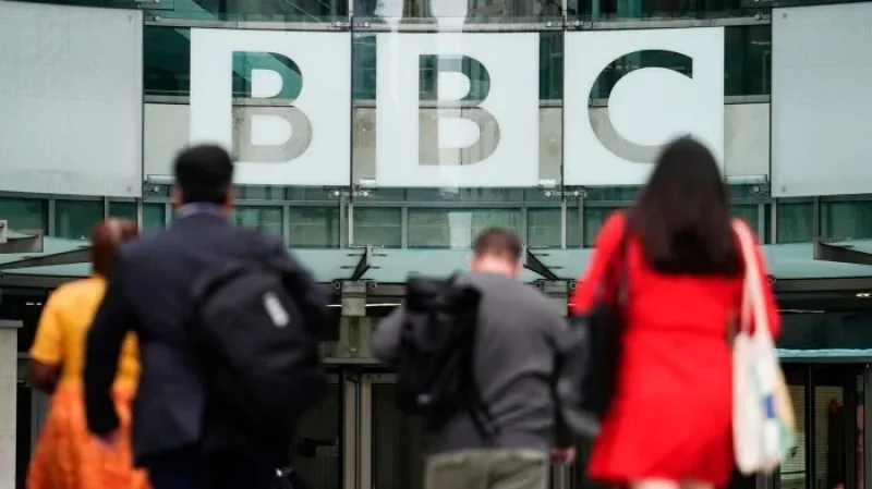 'بي بي سي' تعتزم إلغاء 2000 وظيفة