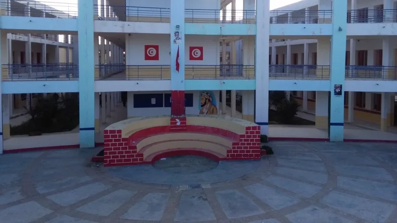 تعديل روزنامة 'الباك سبور' في 8 معاهد بجندوبة