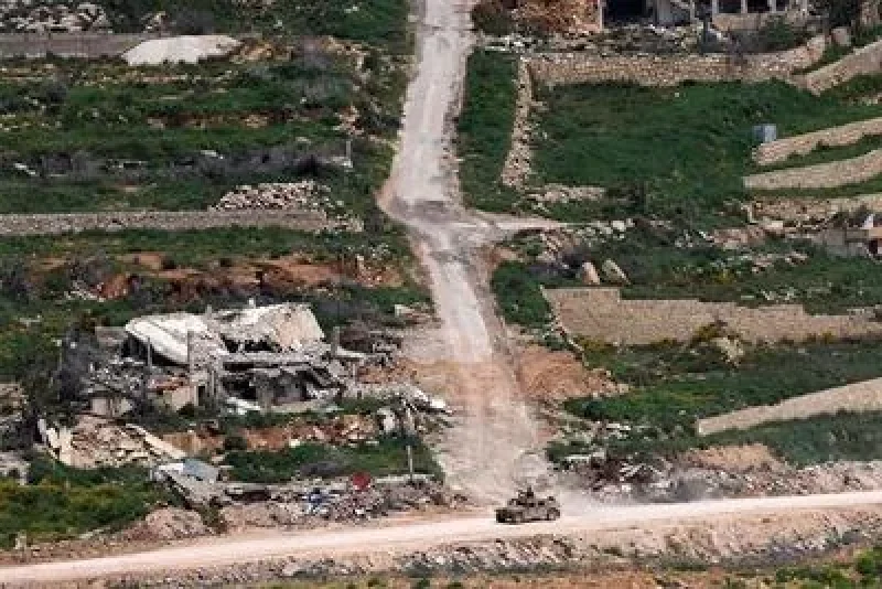 Liban : six blessés dans une frappe israélienne malgré la trêve