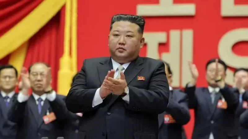 كيم جونغ أون يُشيد بجنود انتحروا لتفادي الأسر في أوكرانيا