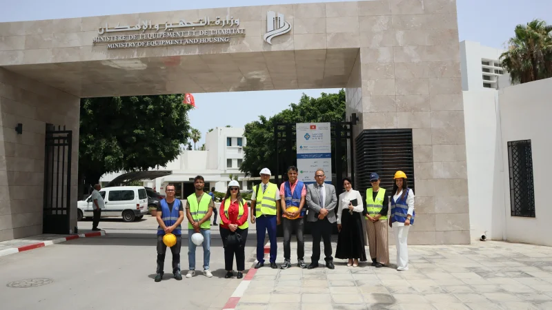 نحو استبدال 270 ألف نقطة إضاءة بتقنية 'LED' في المؤسسات العمومية