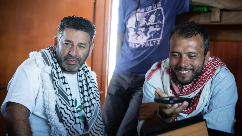 Flottille pour Gaza: Israël relâche les deux militants...
