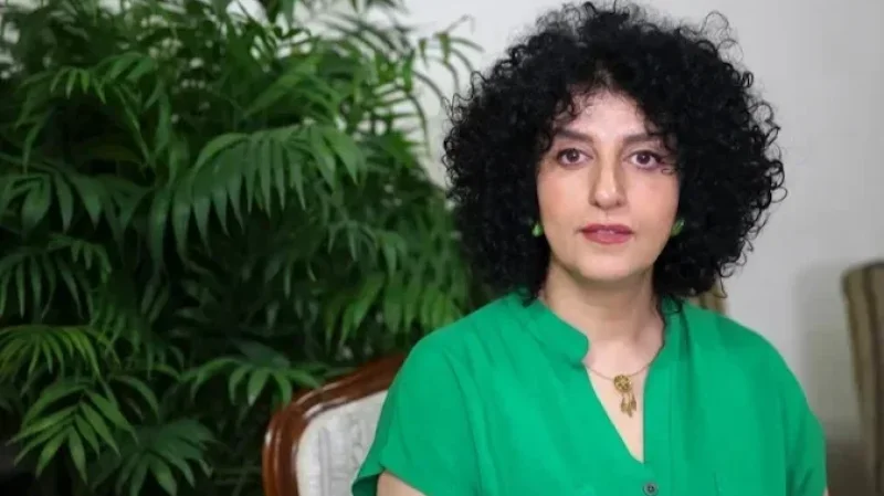 La lauréate iranienne du prix Nobel Narges Mohammadi libérée...
