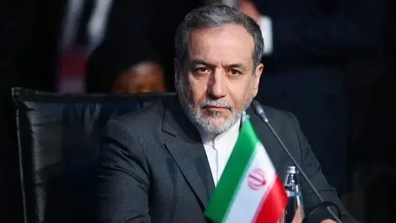 Araghchi: Les Émirats, complices de l’agression américano-sioniste