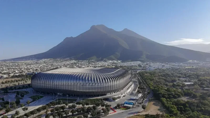 باحث يحذّر: حرارة ورطوبة وتلوث.. مونديال 2026 أقلّ إثارة