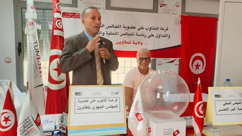 تطاوين: هيئة الانتخابات تبثُّ قرعة التناوب مباشرة