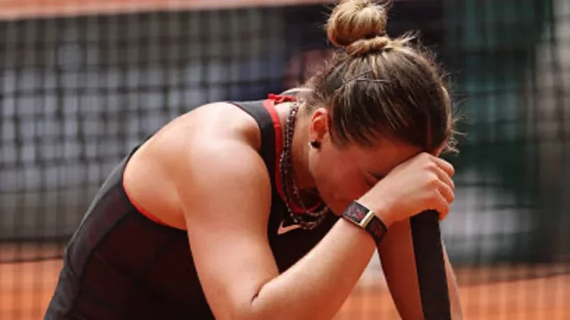 Aryna Sabalenka craque et quitte Roland-Garros