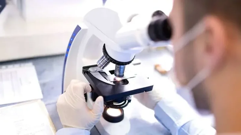 Les biologistes privés reculent sur la suspension du tiers payant