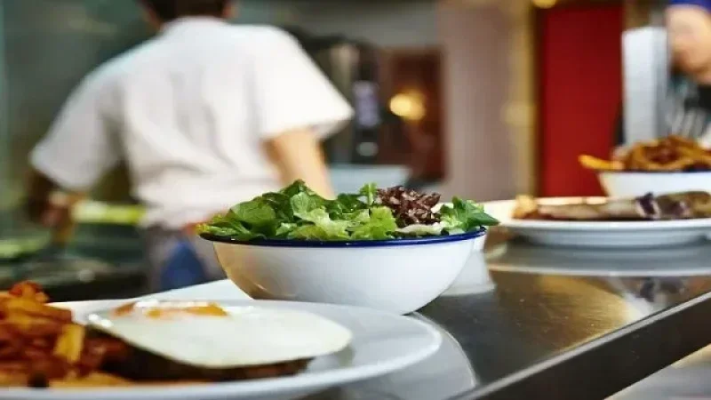 Pannes d'électricité : 70 % des restaurants touchés, selon l'UTICA