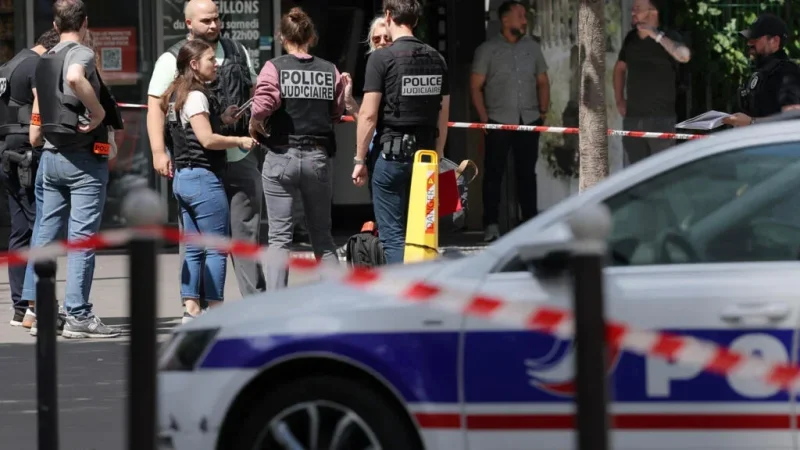 Paris : Trois blessés dans une attaque au couteau...
