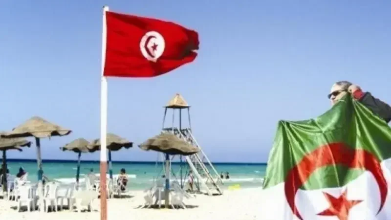 ارتفاع توافد السياح الجزائريين على تونس..وانخفاض نسبي لحجوزاتهم بالنزل