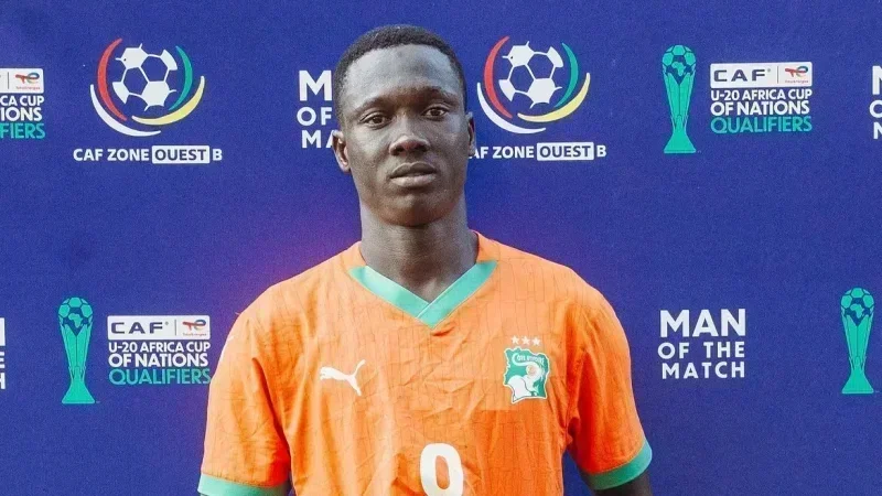 Namory Keita signe avec l'Espérance de Tunis
