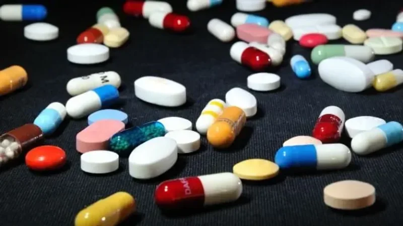 الوكالة الوطنية للدواء تطلق آلية للإبلاغ عن الأدوية والمنتجات المشبوهة