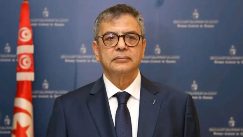محافظ البنك المركزي يدعو إلى الانتقال إلى منطق خلق الثروة