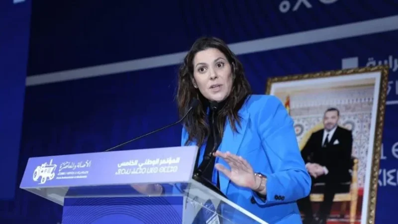 أول مرة في تاريخ المغرب.. محمد السادس يعين امرأة لتشكيل الحكومة