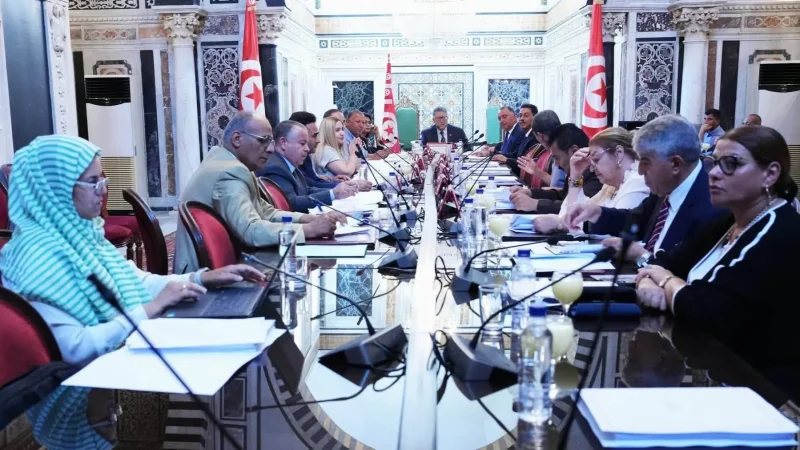لجنة المالية تطالب بالاستماع لوزيرة المالية قبل مشروع ميزانية 2027