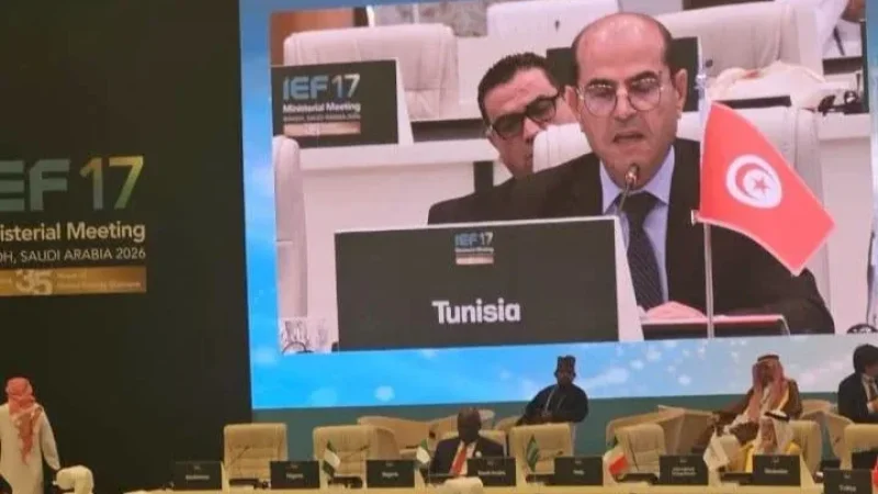 الزواري يدعو من الرياض إلى تكثيف التعاون الإقليمي لتعزيز أمن الطاقة