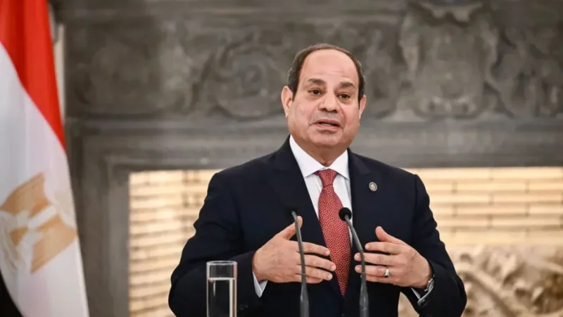 السيسي: نرفض المساس بأمن السعودية والممرات البحرية