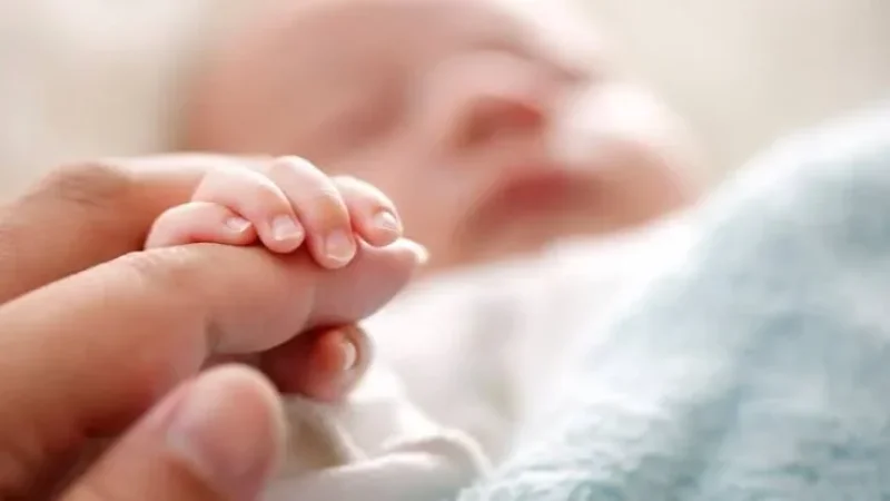 مراكشي: وفاة أكثر من 800 ألف طفل سنويا بسبب التخلي عن الرضاعة الطبيعية