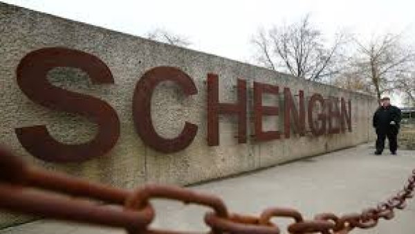 L'Italie suspend le traité schengen avec la Slovénie