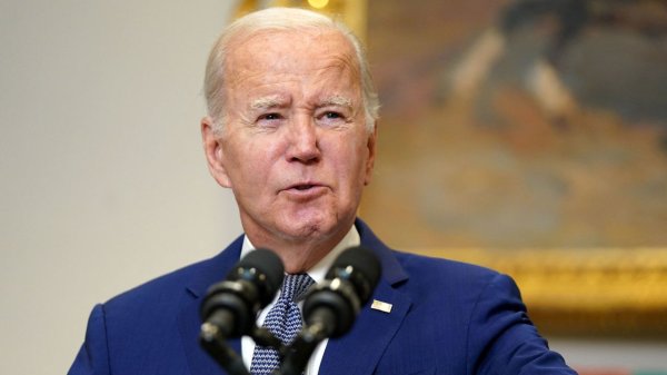 Massacre à Gaza:  Biden impute la responsabilité à "la partie adverse"