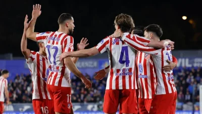 تغريم أتليتيكو مدريد بسبب سلوك مشجعيه 'العنصري' ضد أرسنال تغريم أتليتيكو مدريد بسبب سلوك مشجعيه 'العنصري' ضد أرسنال