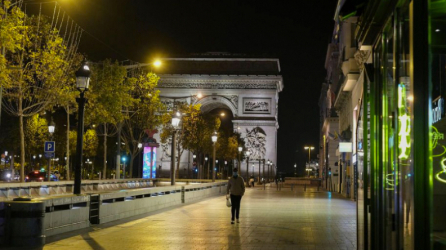 10% de la population vivant en France est immigrée 10% de la population vivant en France est immigrée