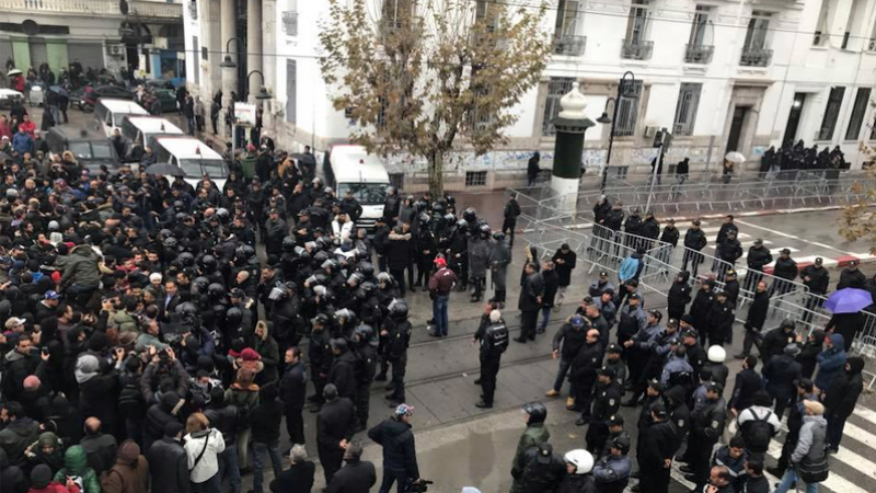 1490 mouvements de protestation et 72 cas et tentatives de suicide 1490 mouvements de protestation et 72 cas et tentatives de suicide