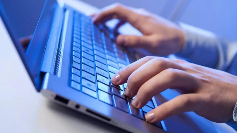 حذار من البحث عن هذين الاسمين على الإنترنت