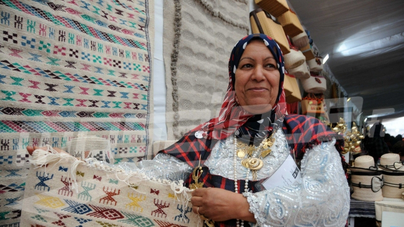 اعفاء حرفيي الصناعات التقليدية من الديون المتخلدة بذمتهم قبل 2009