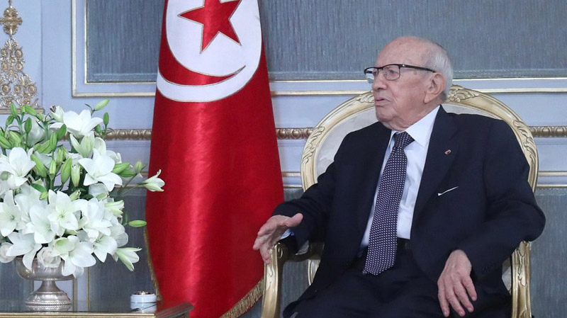 قراش: رئيس الجمهورية يرفض التحوير الوزاري قراش: رئيس الجمهورية يرفض التحوير الوزاري