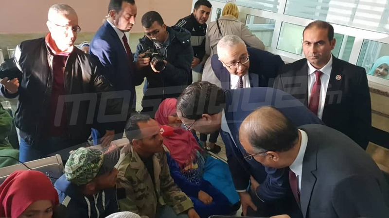 يوسف الشاهد في زيارة لمستشفى سهلول يوسف الشاهد في زيارة لمستشفى سهلول