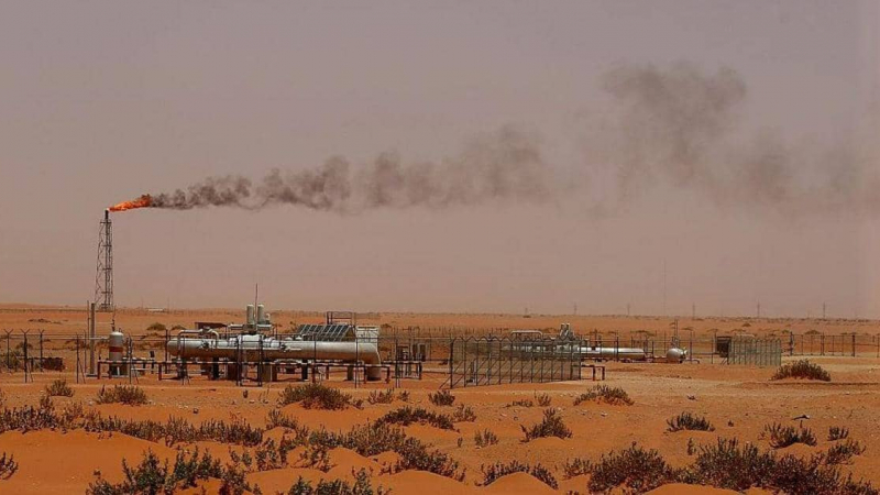 هجوم على محطتي ضخّ للنفط في السعودية السعودية