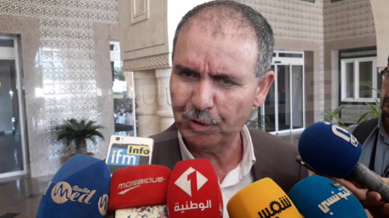 الطبوبي: مؤسسات ''المصرفة'' لم تغادر تونس بسبب النقابات الطبوبي