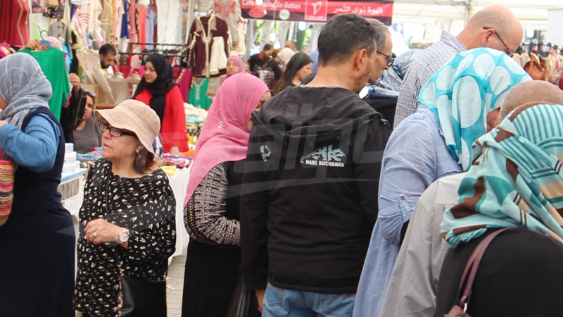 بين مصاريف رمضان وعيد الفطر.. التونسي يهز ساق تغرق الأخرى التونسي