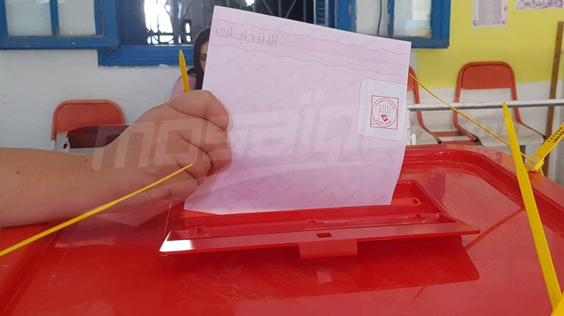 قابس:نسبة التصويت 27.6 % (إلى حدود الخامسة مساء) تصويت