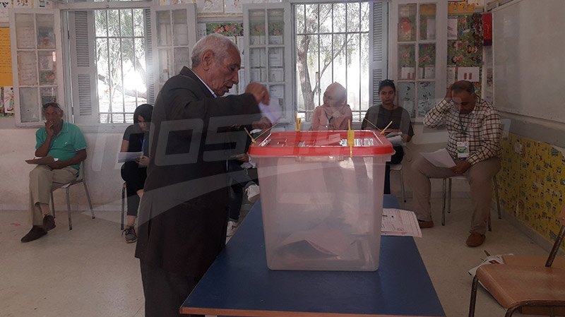 نابل 2: 41% نسبة التصويت عند غلق مكاتب الاقتراع نابل 2: 41% نسبة التصويت عند غلق مكاتب الاقتراع