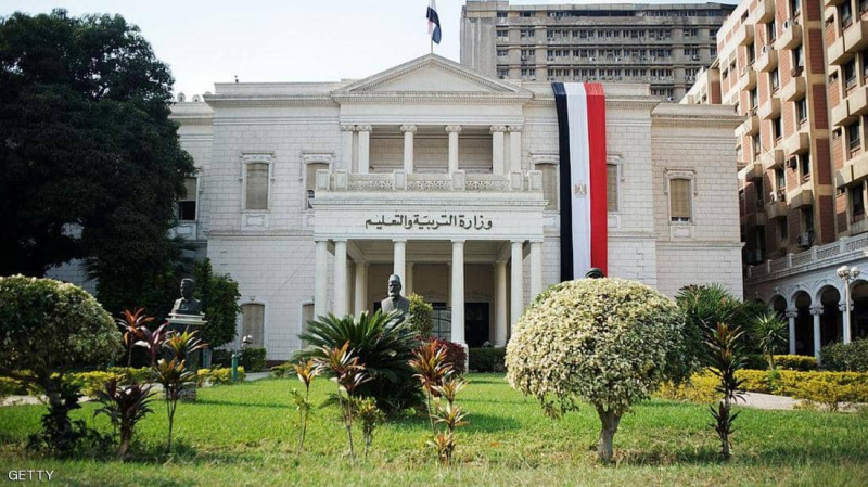 مصر: طرد أكثر من ألف مدرّس ''إخواني'' مصر