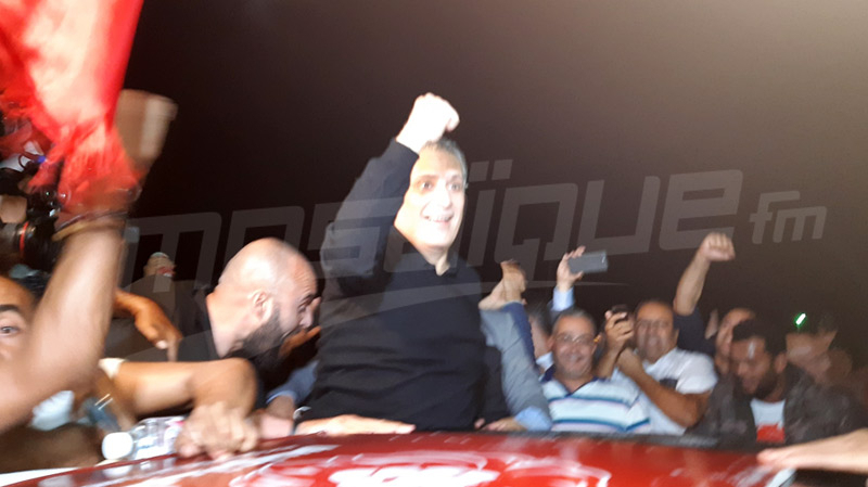 لحظة خروج نبيل القروي من السجن لحظة خروج نبيل القروي من السجن