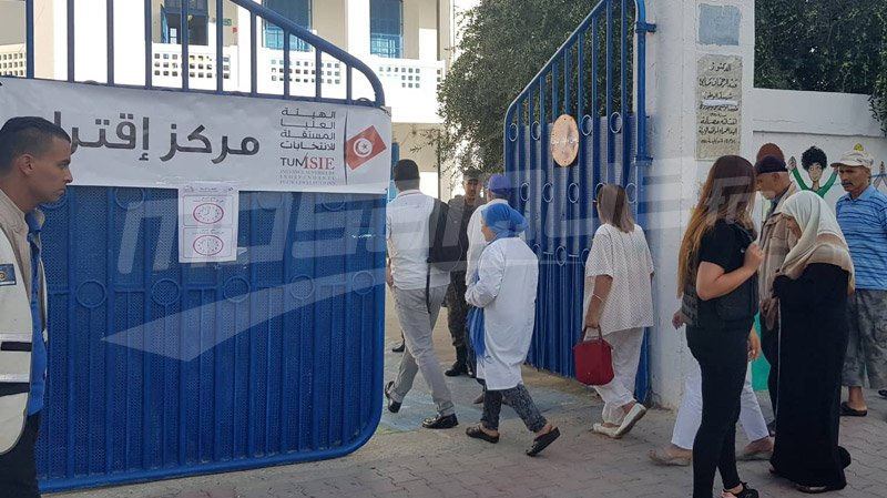 رئيس بعثة الاتحاد الأوروبي يعلّق على سير العملية الانتخابية رئيس بعثة الاتحاد الأوروبي يعلّق على سير العملية الانتخابية