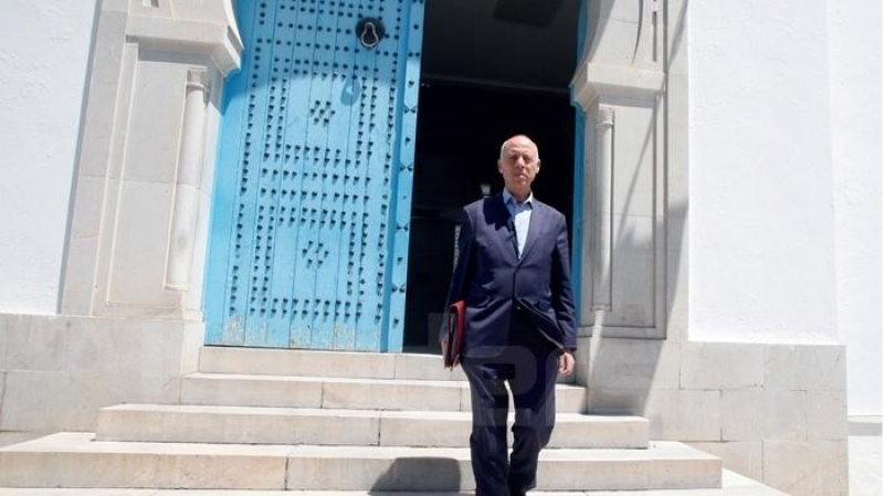 رحلة قيس سعيد من مدارج الجامعة إلى قصر قرطاج رحلة قيس سعيد من مدارج الجامعة إلى قصر قرطاج