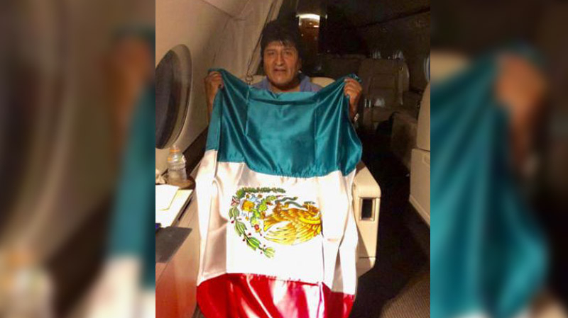 رئيس بوليفيا المستقيل يغادر إلى المكسيك رئيس بوليفيا المستقيل يغادر إلى المكسيك