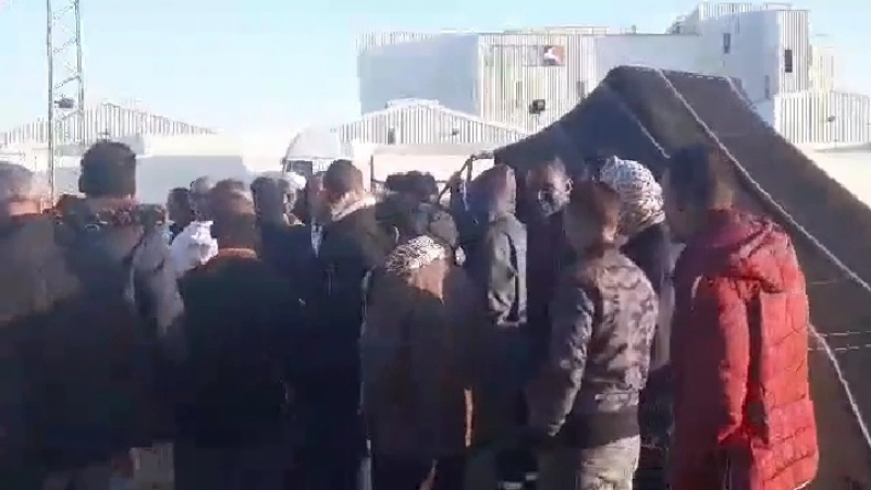 احتقان في قصر عون إثر استجواب شباب محتج احتقان في قصر عون إثر استجواب شباب محتج
